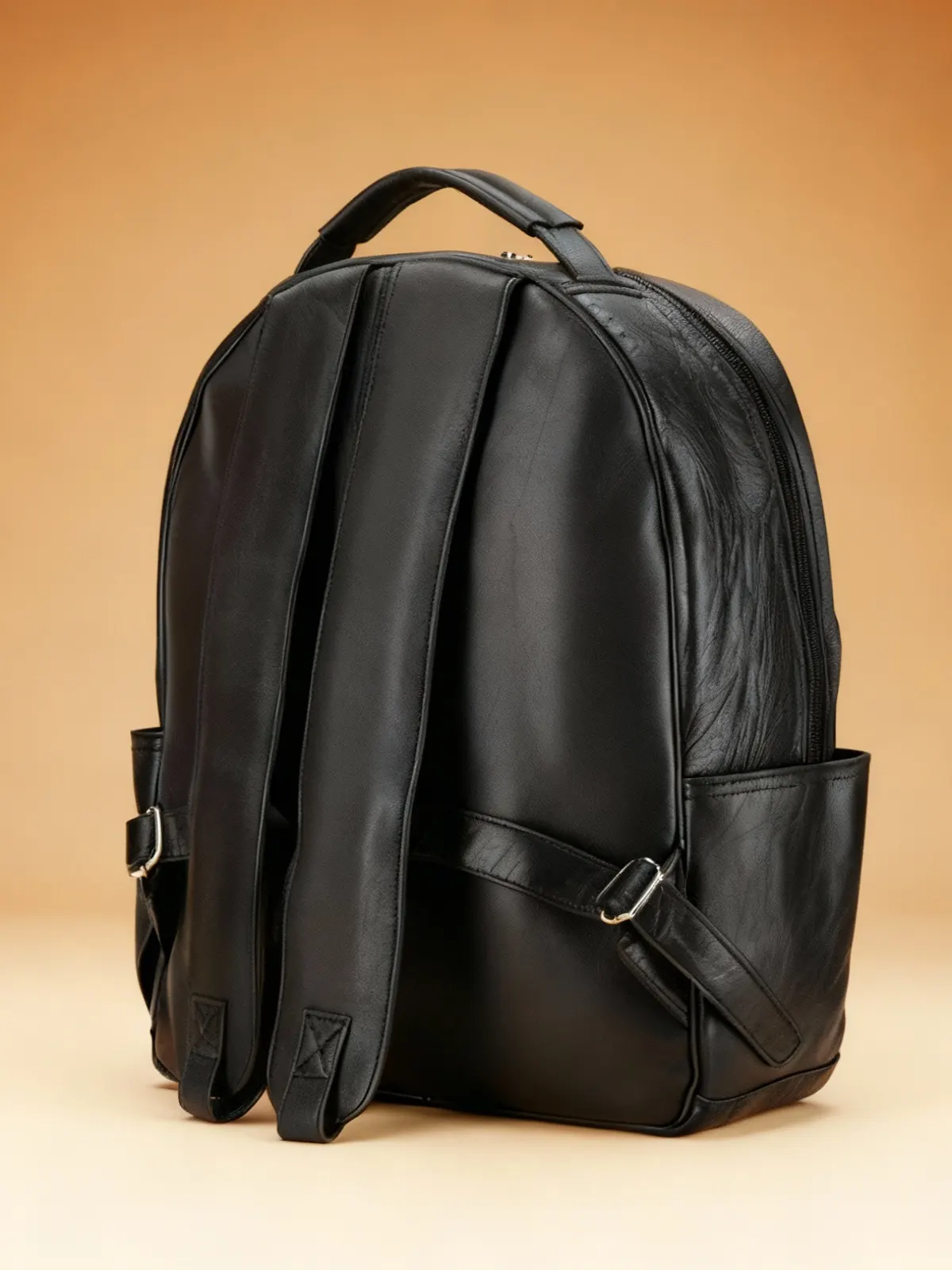 Metro Hide - Image 3