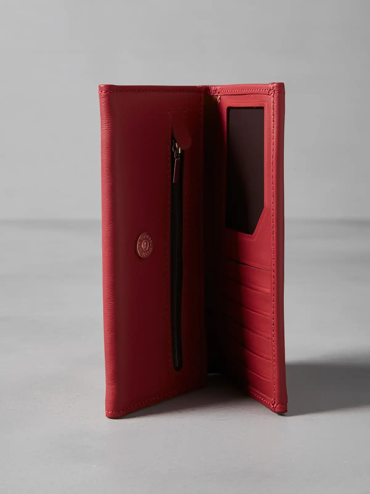 Scarlet Luxe - Image 2