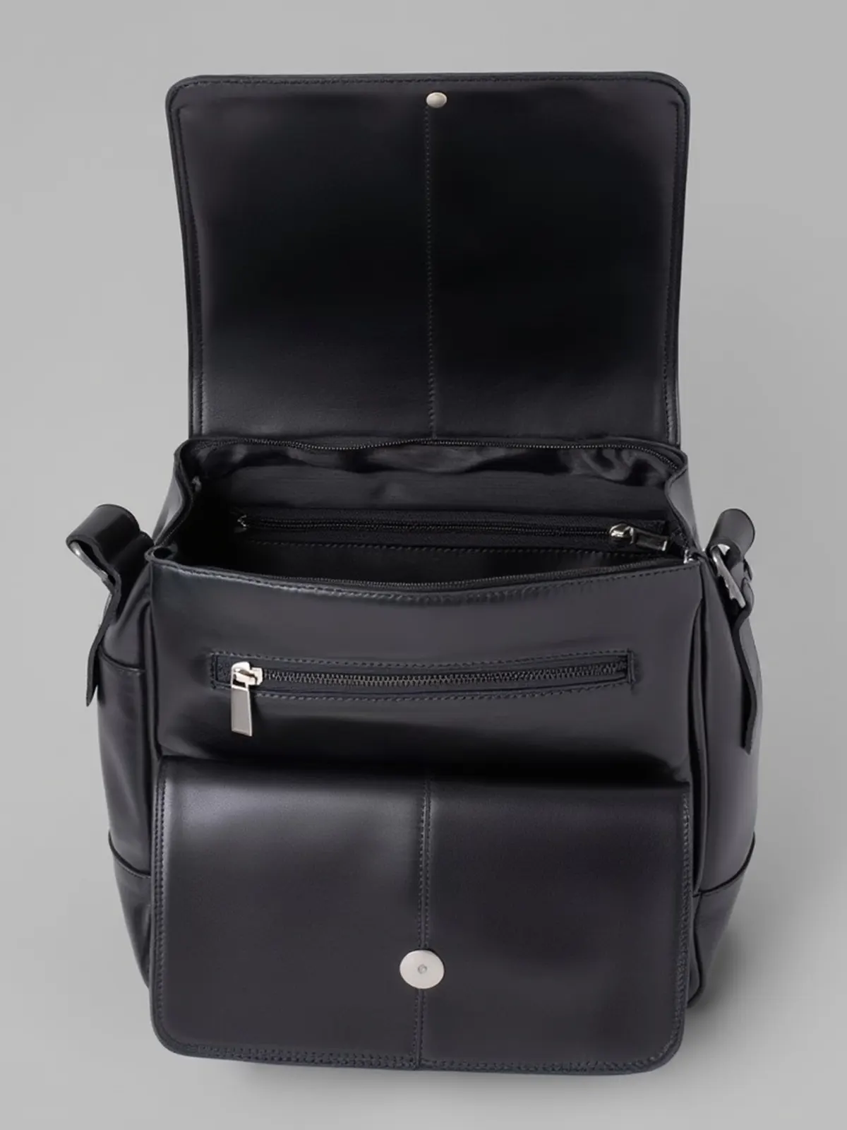 The Messenger - Image 5